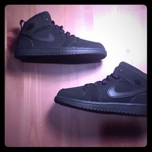 Jordan Retro 1 Mid-boys Kids